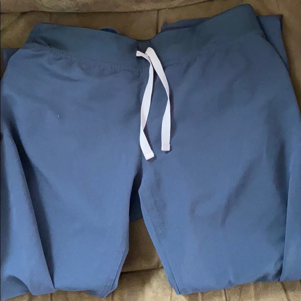 Never worn Grey size Small Livingston style pants